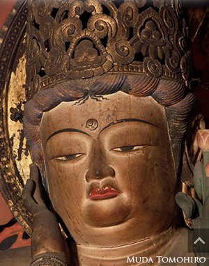 「仏像にまみえる」